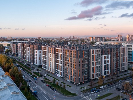Жилой комплекс у станции метро Лесная